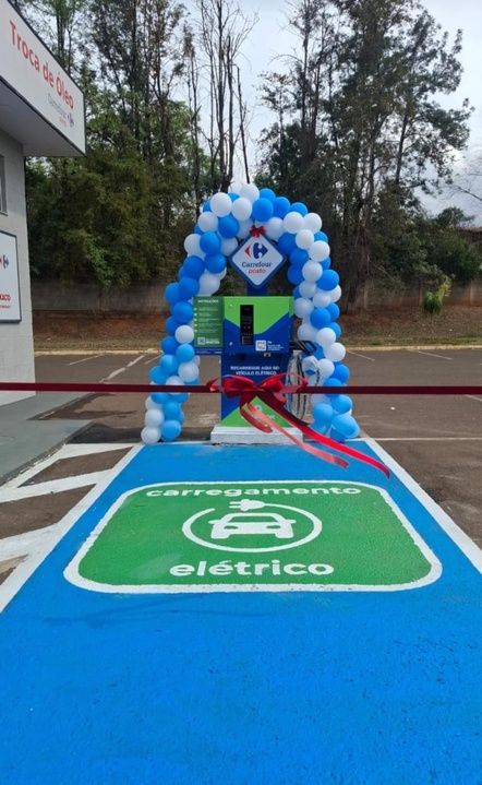Carregador rápido no Posto Carrefour Piracicaba